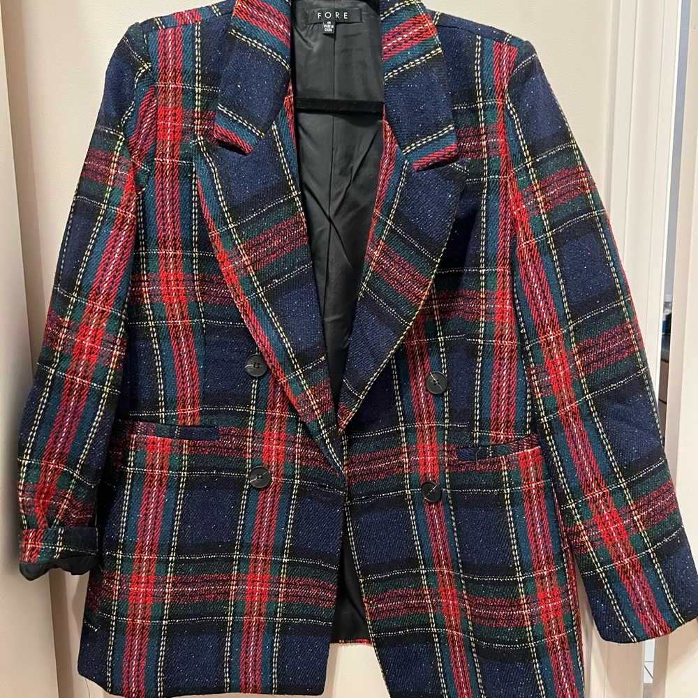 VICI collection blazer in size M. Brand new. Perfect for the holidays!!!!
